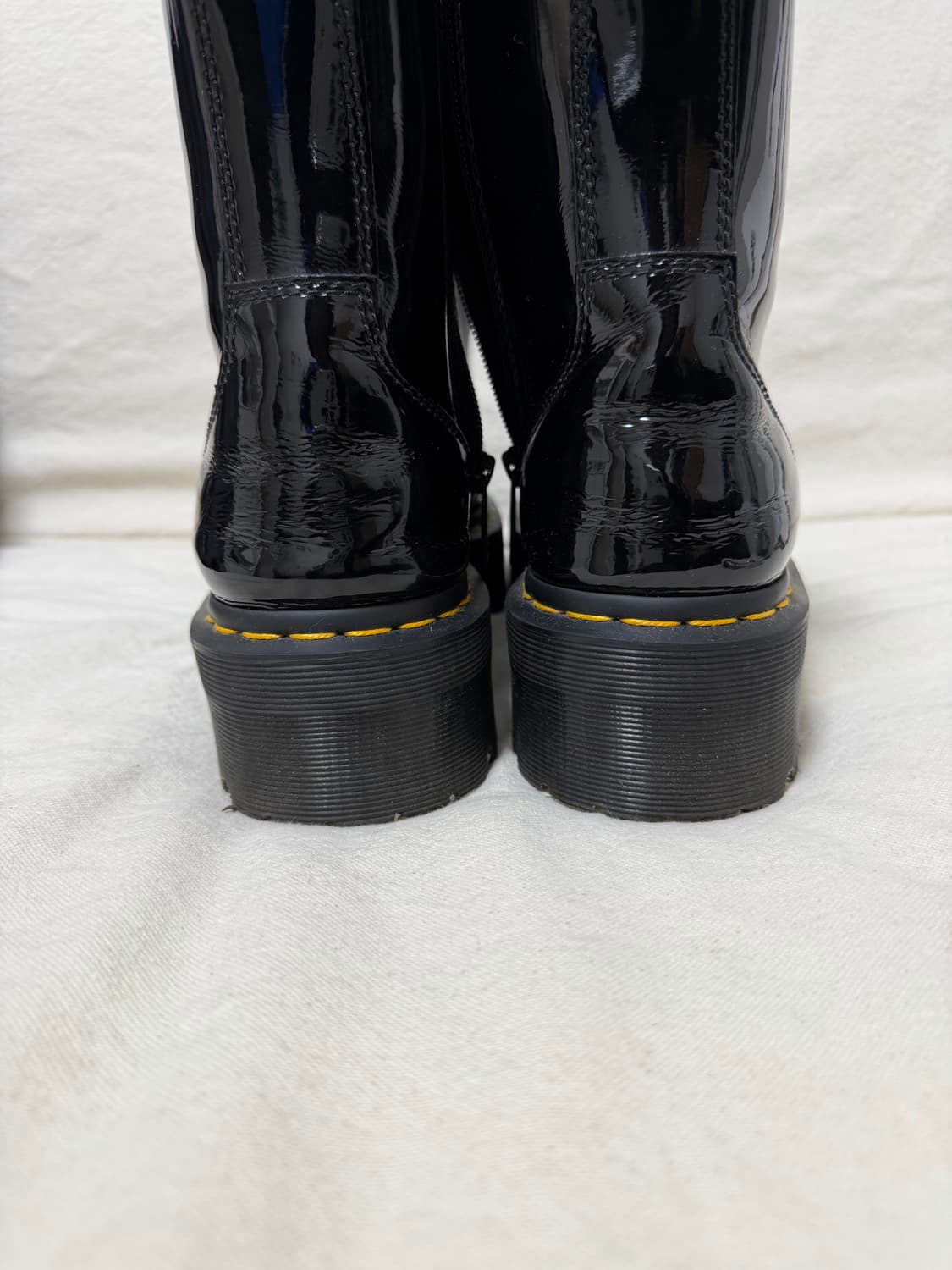 Dr. Marten Patent Leather Jaden Boots 상품이미지3