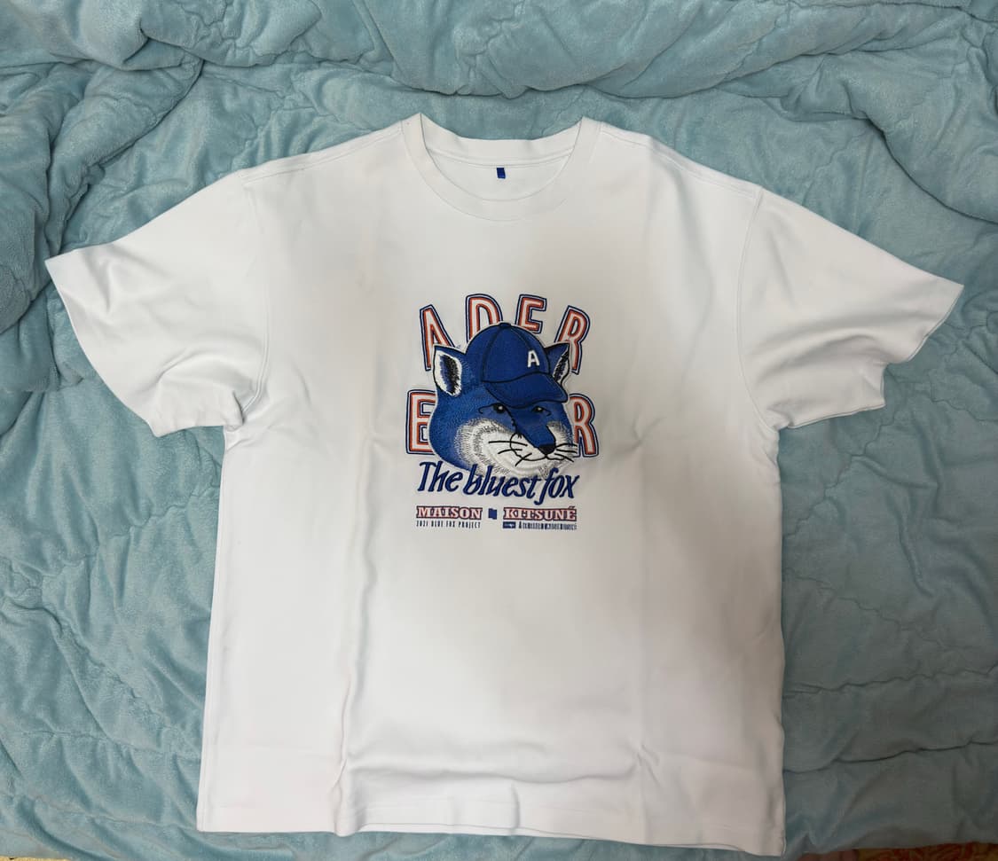 [2]메종 키츠네x아더에러 더 블루이스트 폭스 티셔츠 화이트 상품이미지1