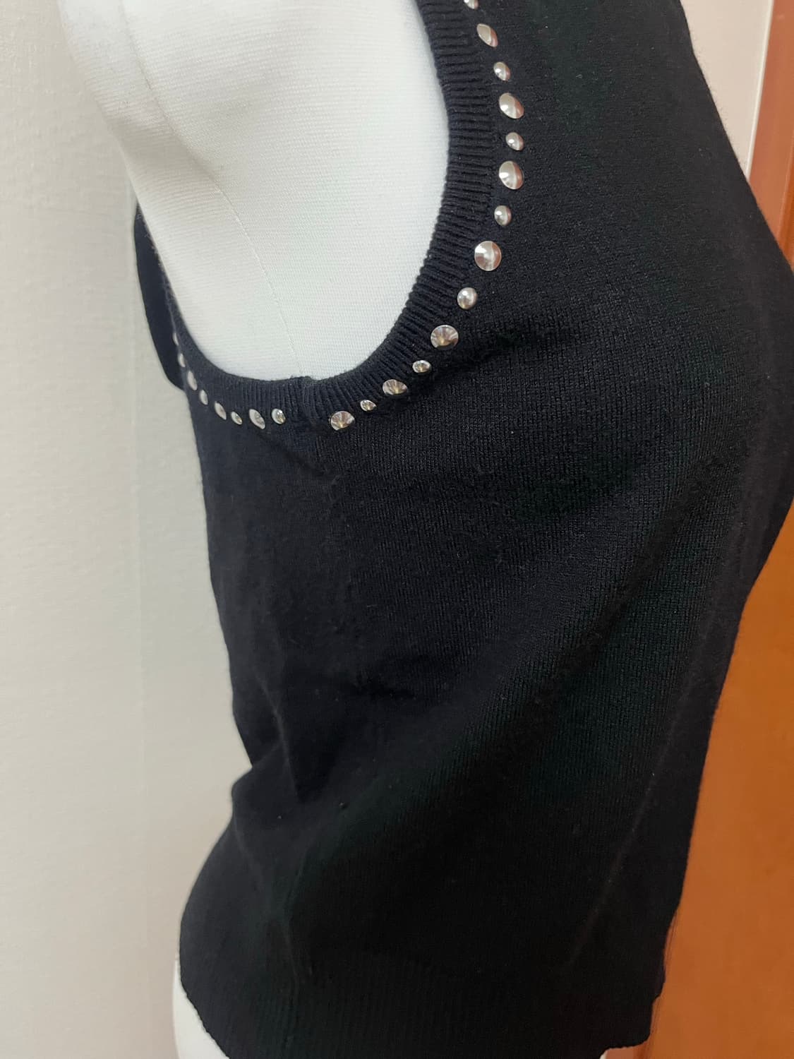 파르티멘토 스터드 후디 니트 탑 상품이미지4