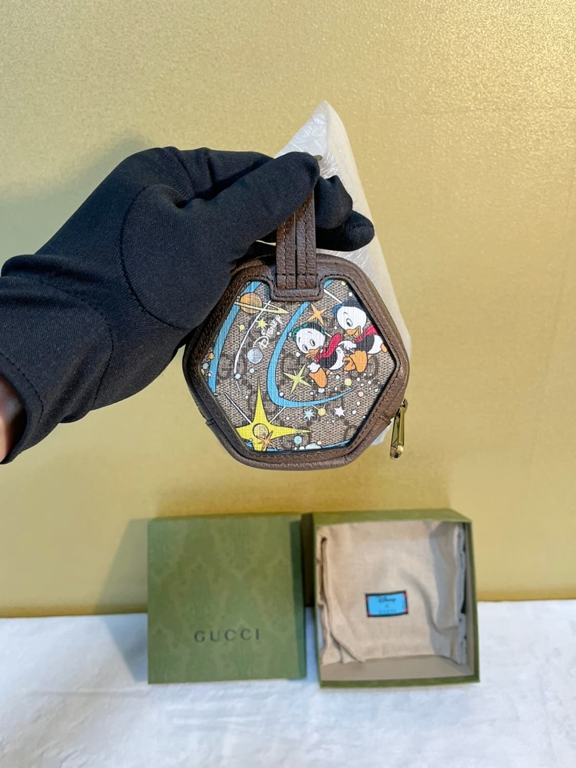 구찌 x디즈니 에디션 도날드덕 코인 파우치 상품이미지3