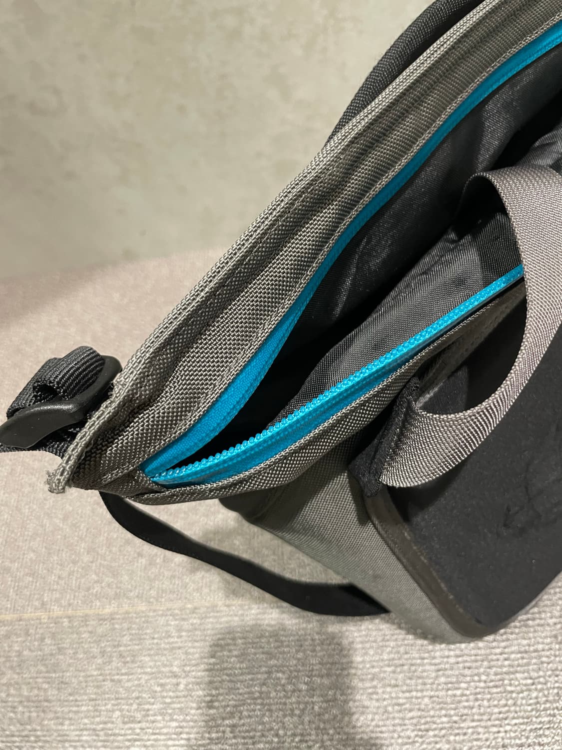 빔즈 아크테릭스 아로8 숄더백 상품이미지6