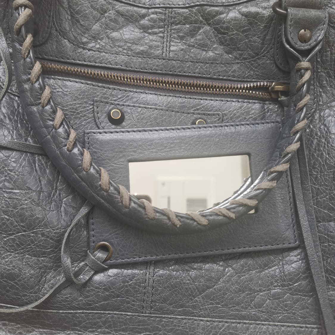 발렌시아가 모터백  상품이미지3