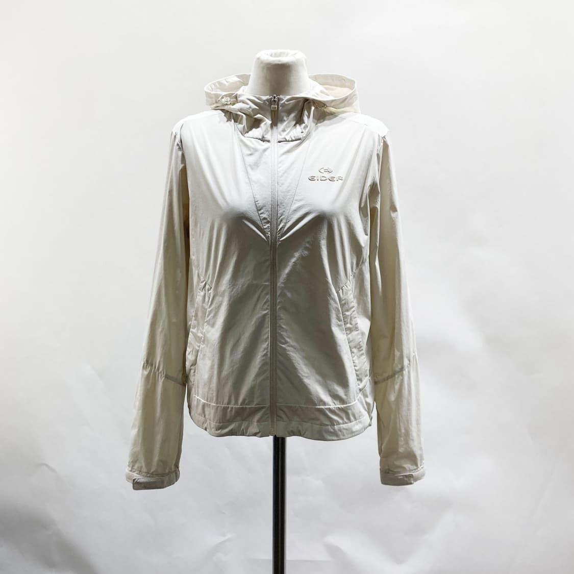 아이더 2025 여성후드 바람막이집업 S  상품이미지1