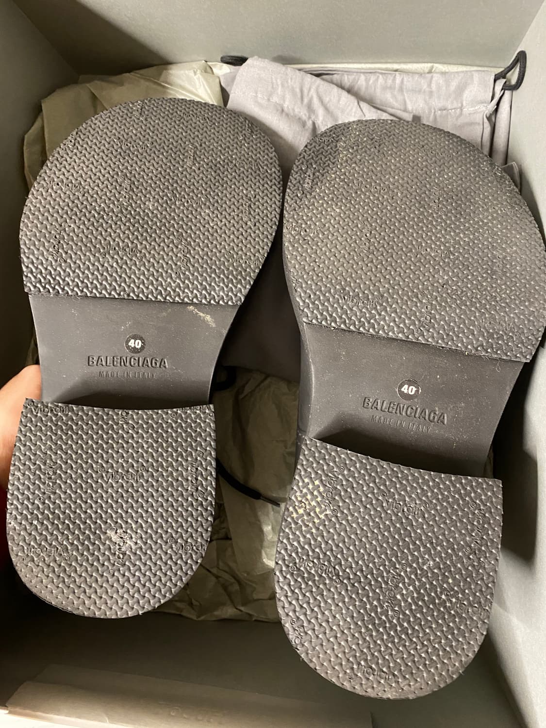 발렌시아가 스테로이드 더비 40 상품이미지4