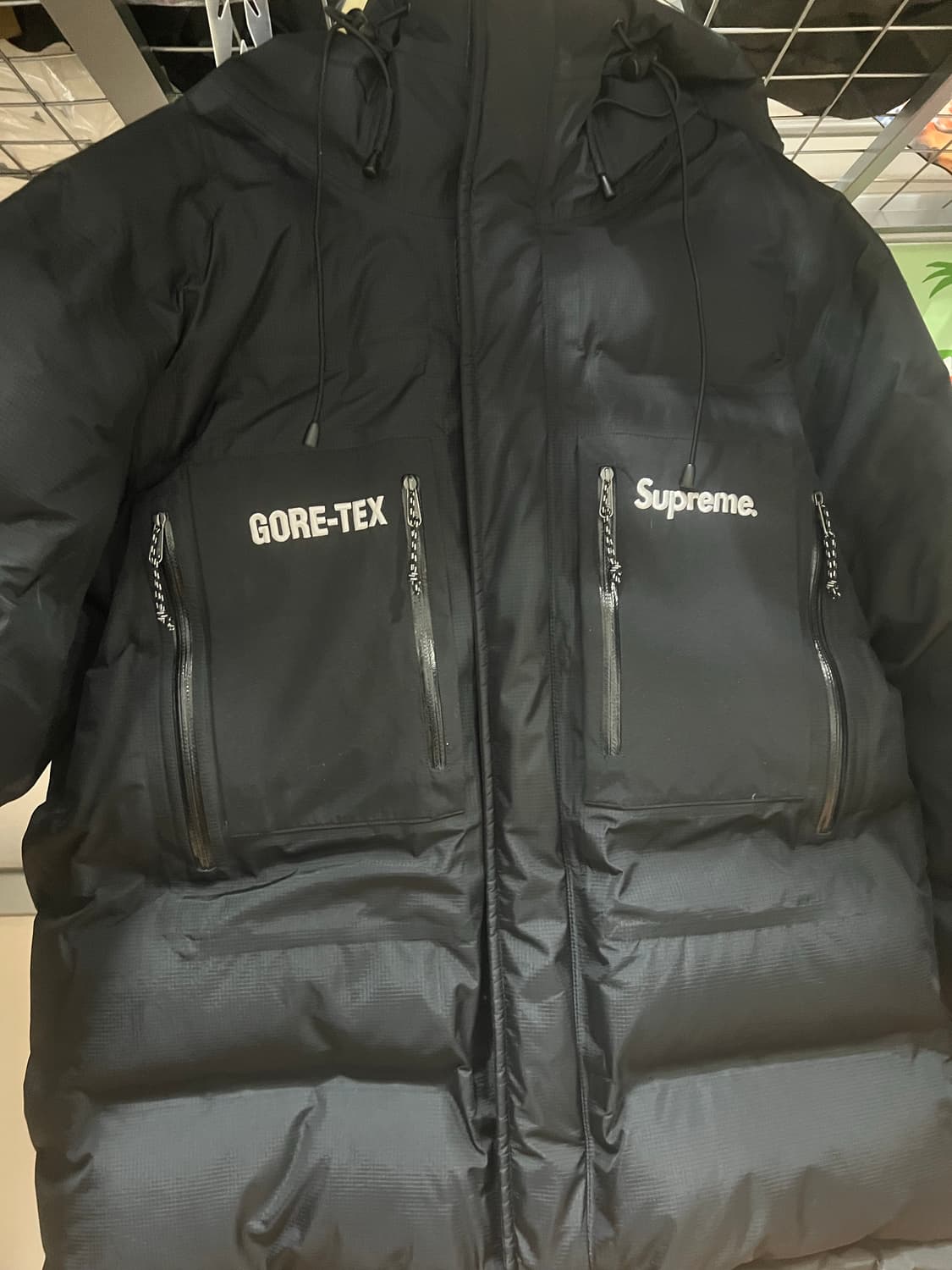 슈프림 고어텍스 700필 다운 파카 블랙 19fw 상품이미지7