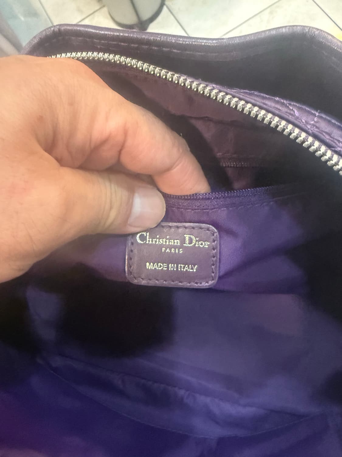 정품 디올 케너지 나일론 토트백 팝니다 상품이미지8