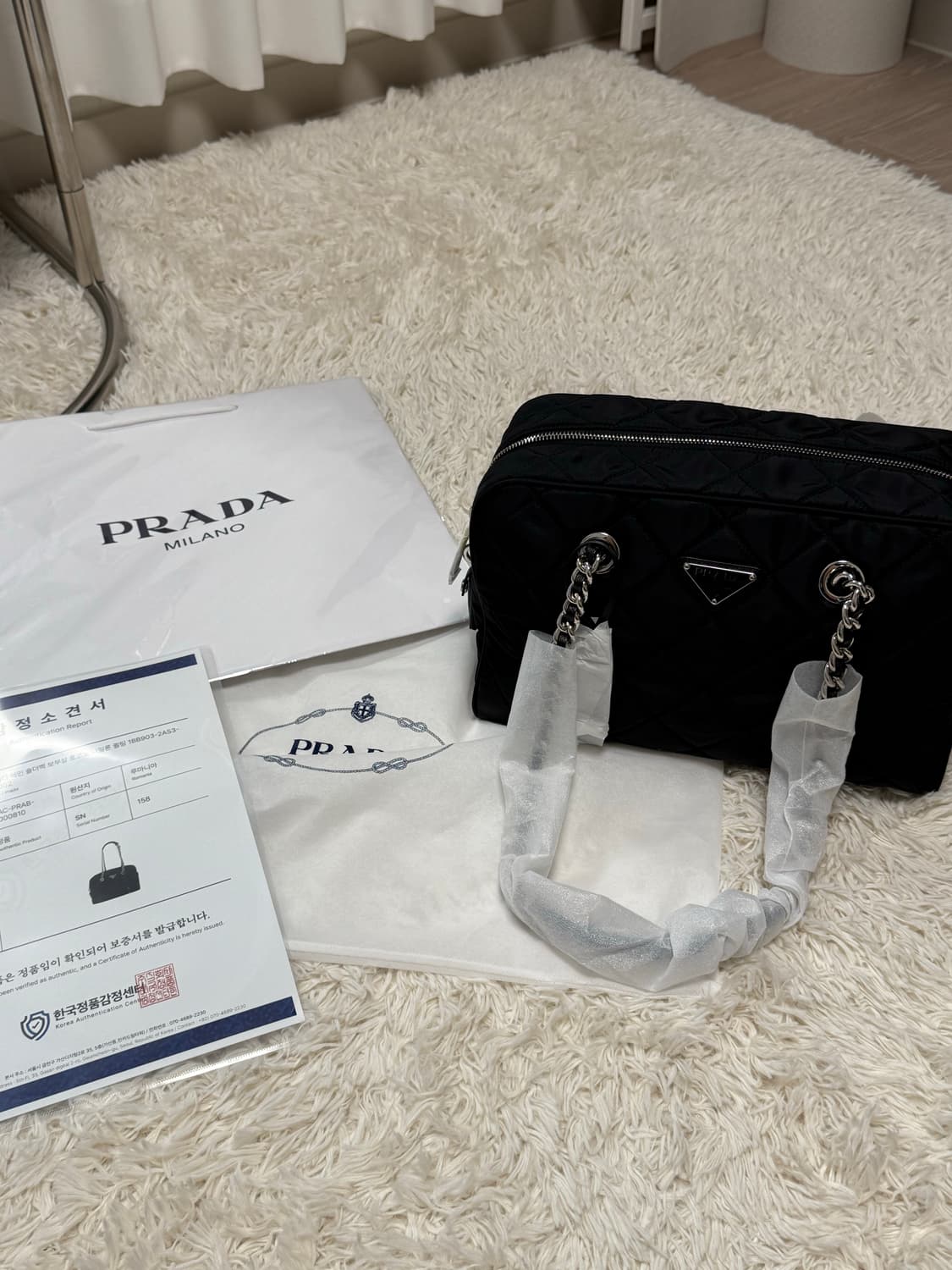 프라다 포수코 나일론 숄더백 상품이미지1