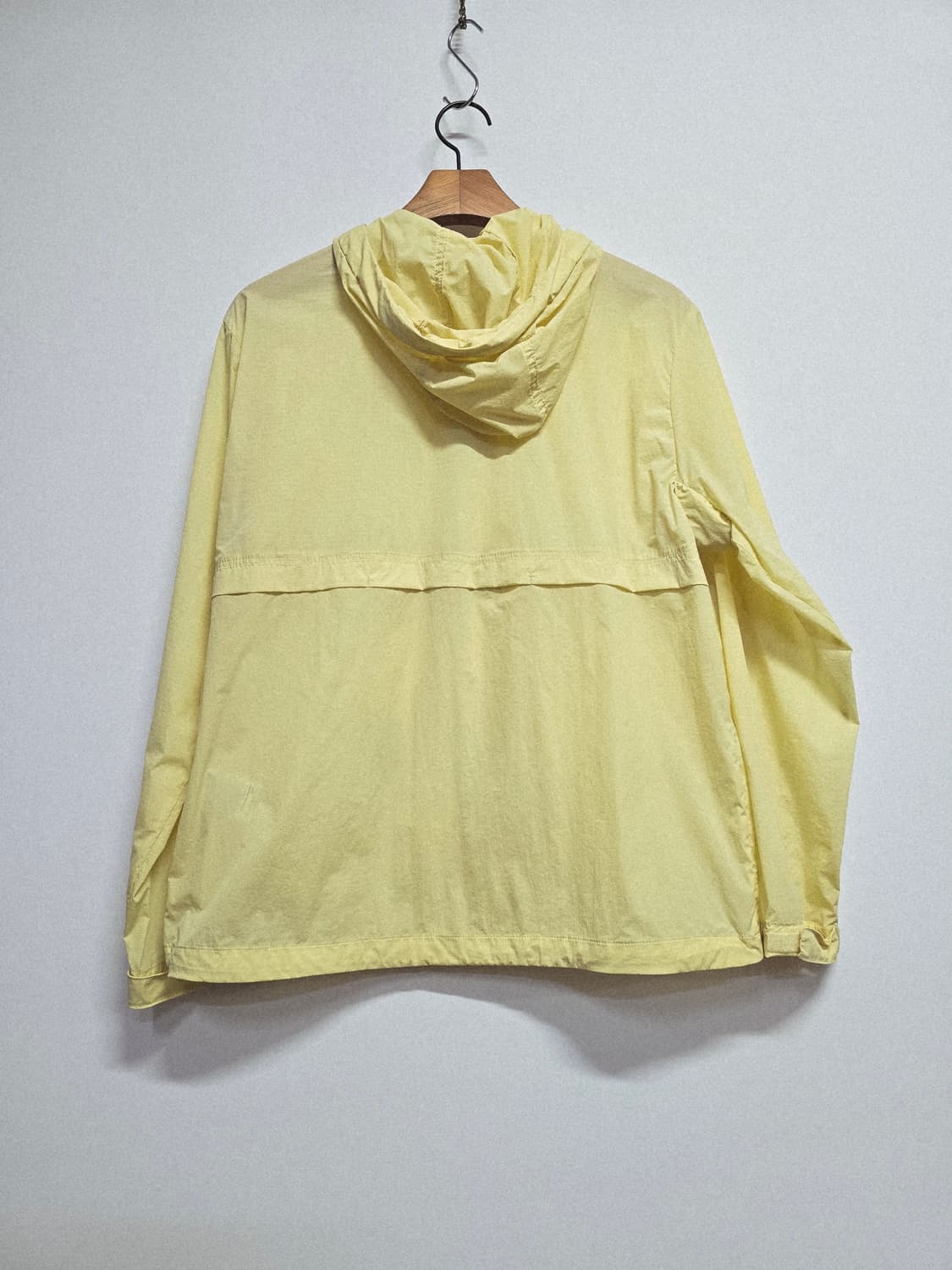 아이더 옐로우 바람막이 후드 자켓 상품이미지5