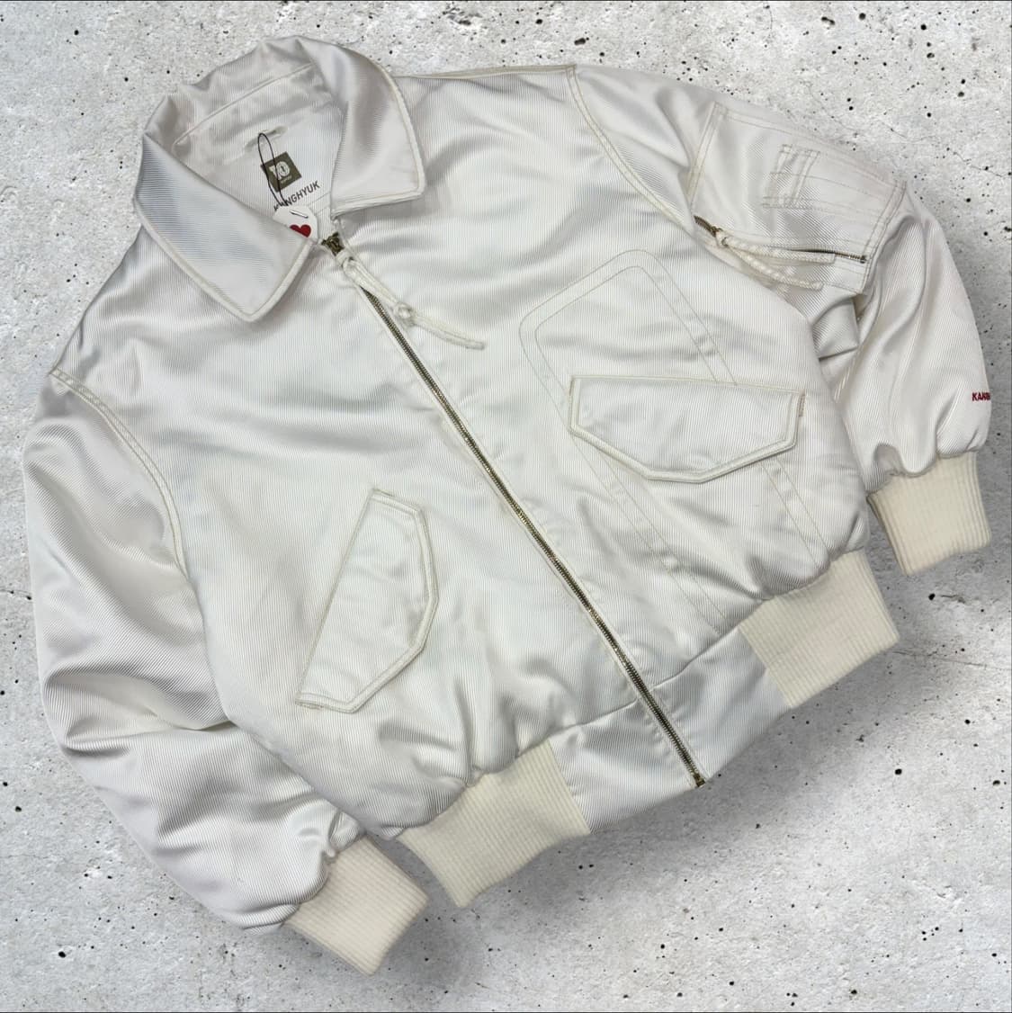 [XL] 탑텐 x 강혁 화이트 봄버 자켓 D176 상품이미지1