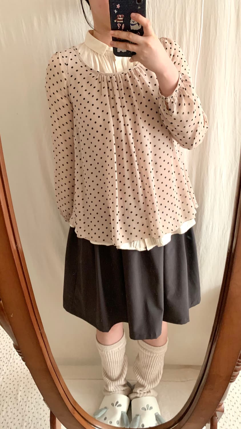 베이지 도트 뒷리본 블라우스 상품이미지5