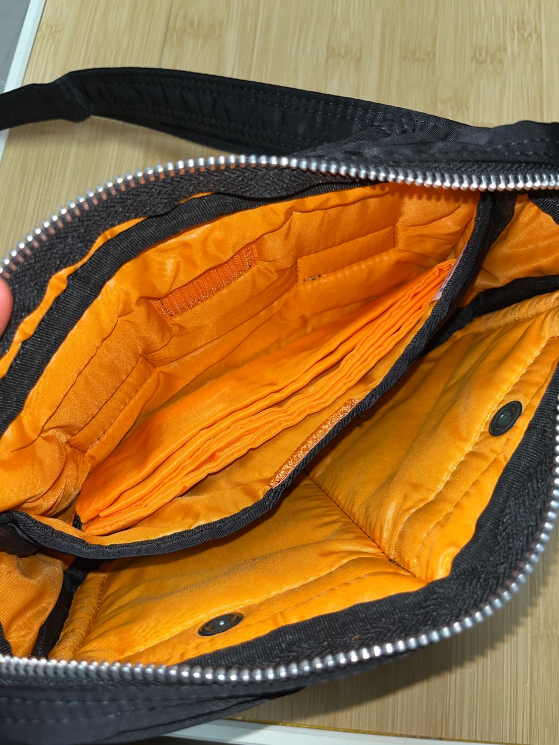 요시다 포터 탱커 숄더백 상품이미지6