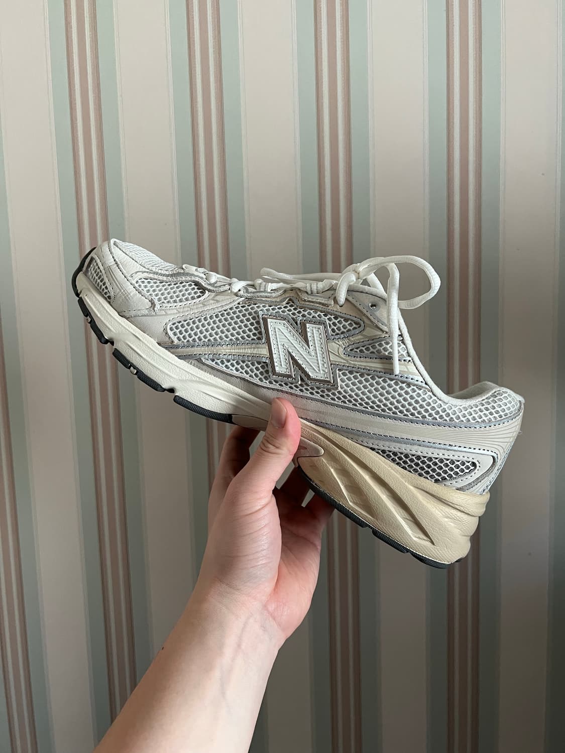 뉴발란스 740 씨솔트 상품이미지2