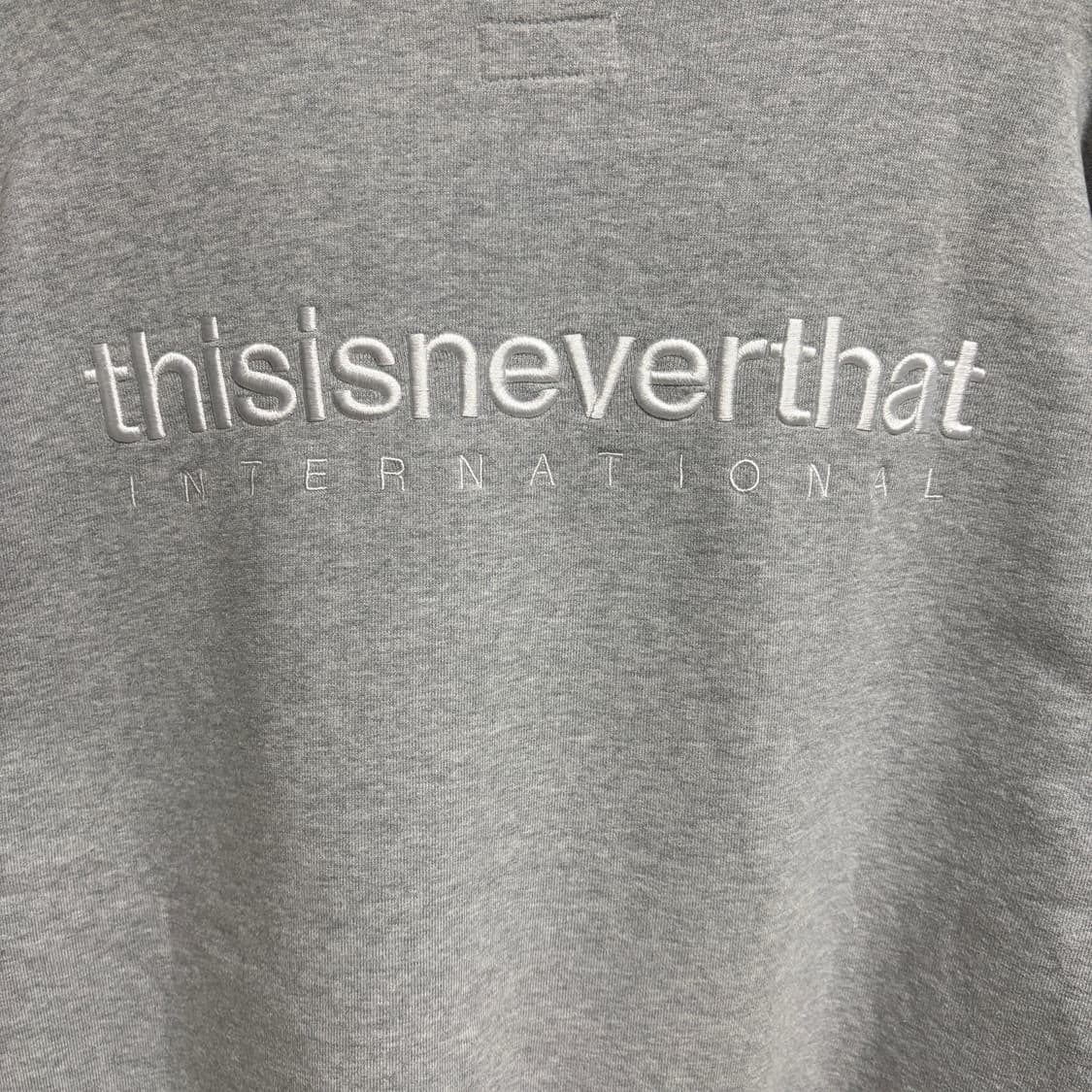 디스이즈네버댓 디네댓 로고 자수 기모 맨투맨 스웻셔츠 / 그레이, XL 상품이미지8