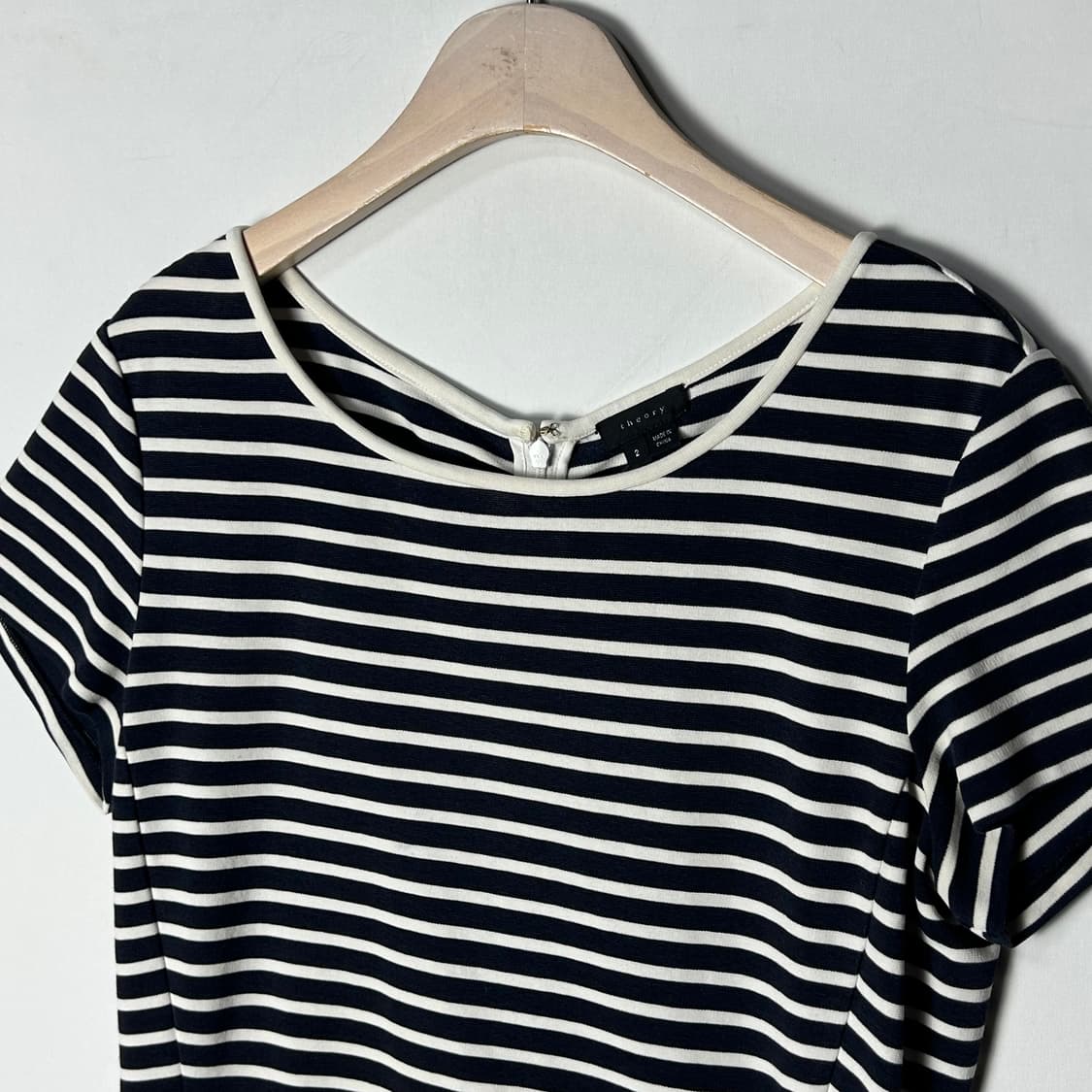 [theory] 띠어리 스트라이프 반팔티셔츠 상품이미지3