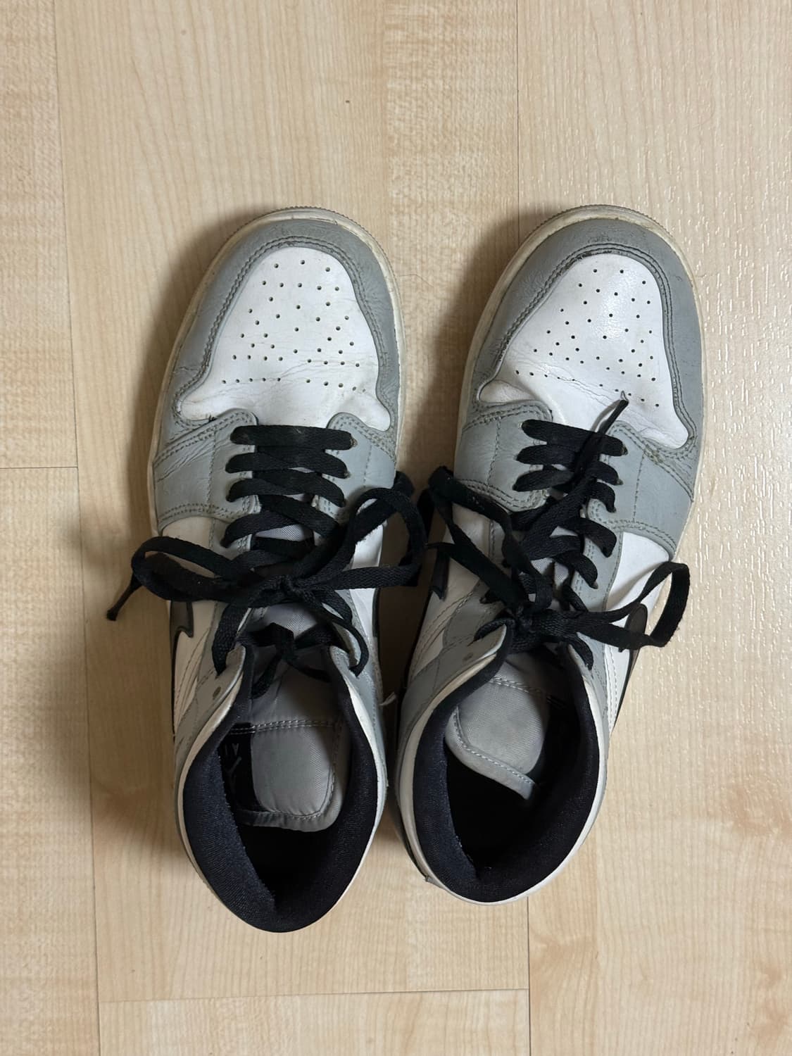 조던1 미드 라이트 스모크 그레이 상품이미지1