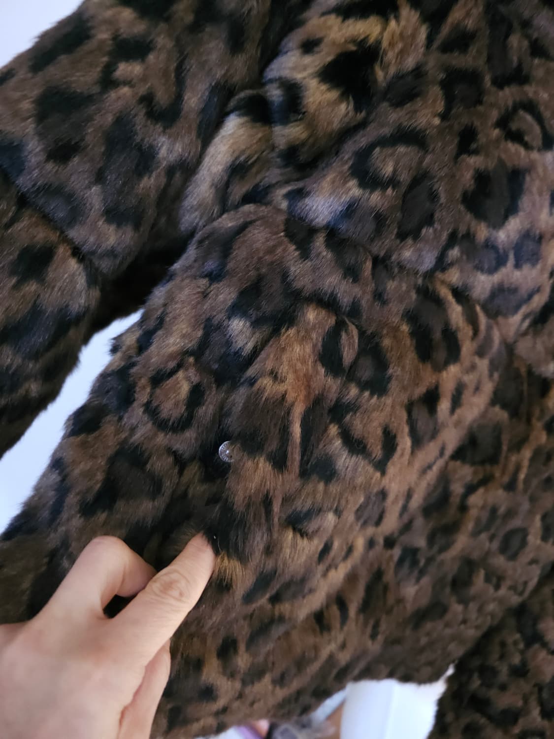 Abercrombie & Fitch 아베크롬비 호피 퍼 숏 자켓 M 상품이미지3