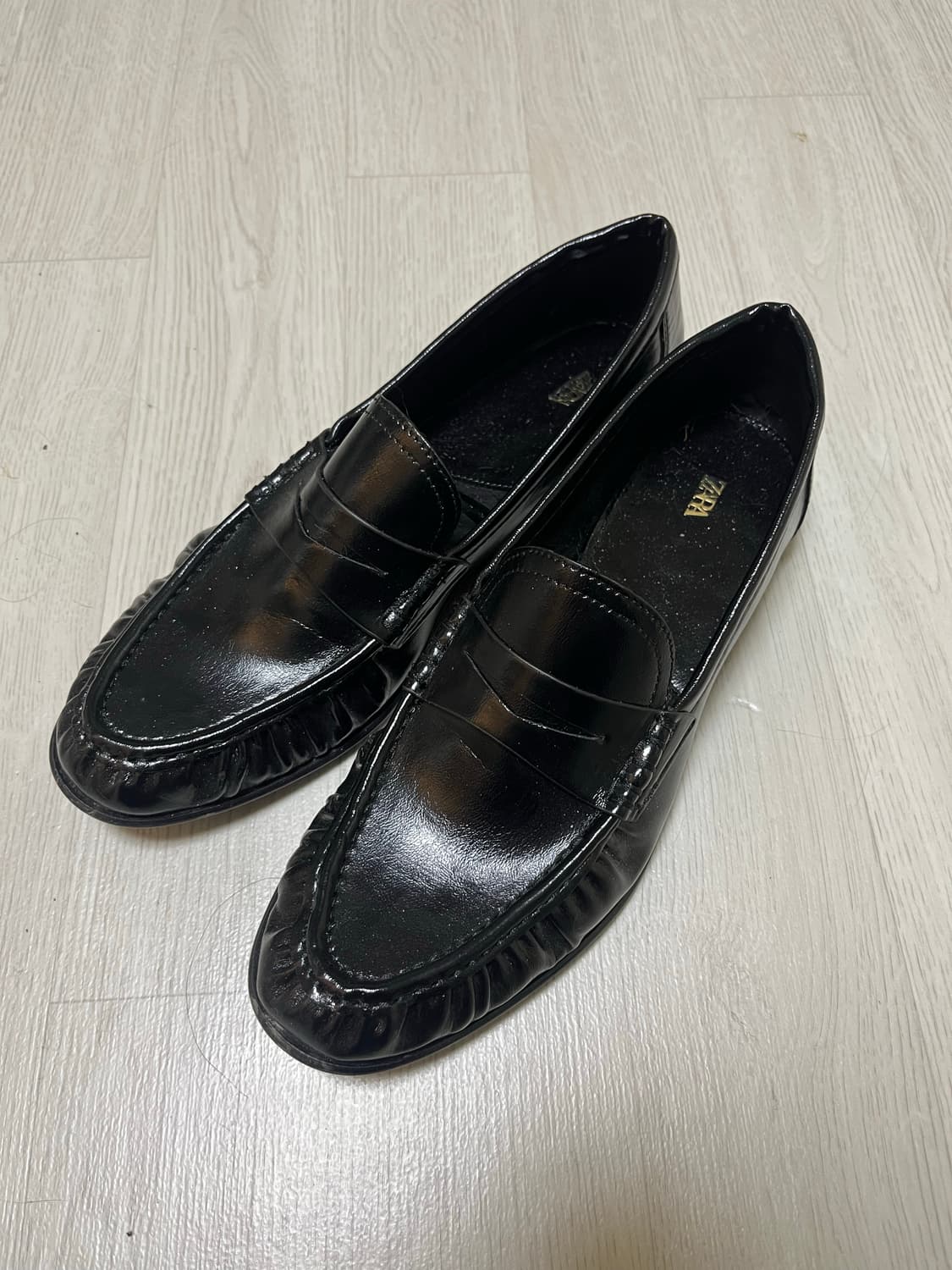 자라 셔링 로퍼 41사이즈 상품이미지1