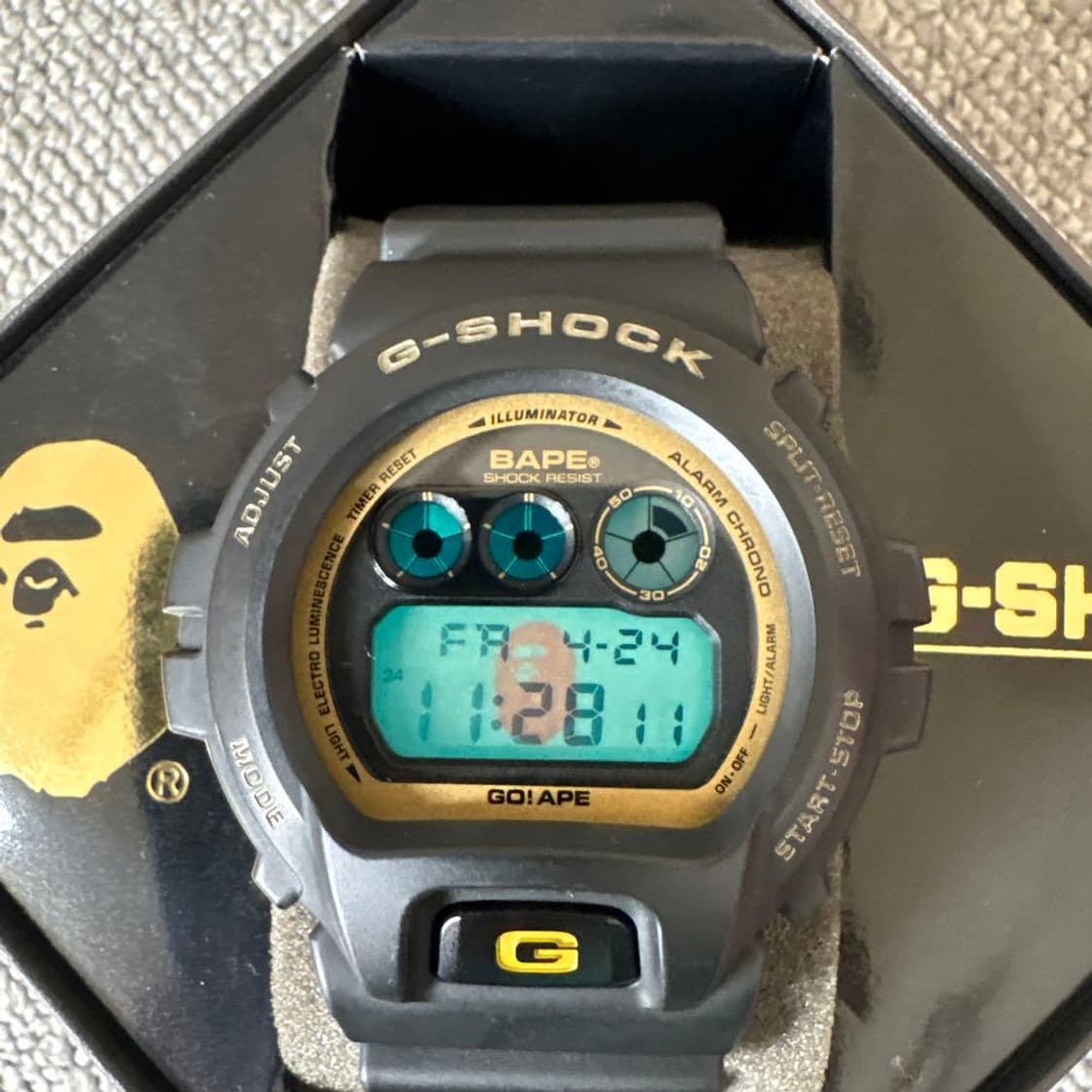 카시오 지샥 X 베이프 DW-6900 'GO! APE' 25주년 시계 상품이미지3