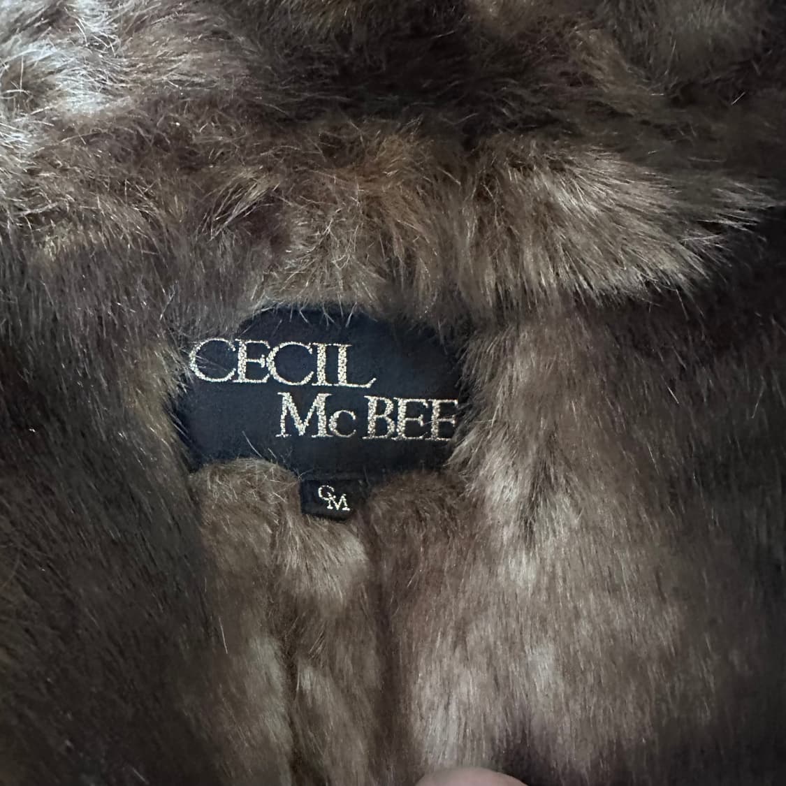 세실맥비 퍼 무스탕 코트 상품이미지2