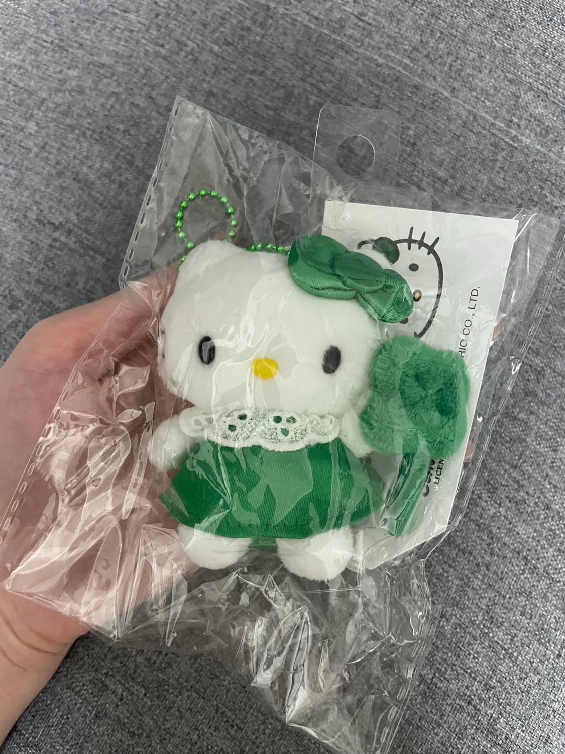 헬로키티 50주년 네잎클로버 키링 행운 상품이미지1