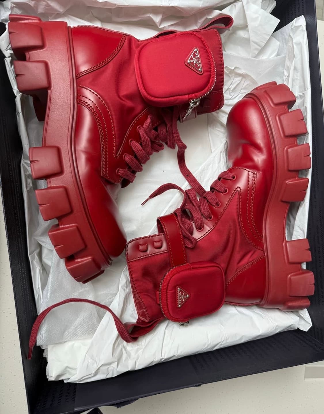 프라다 모놀리스 포켓 워커 부츠 상품이미지1