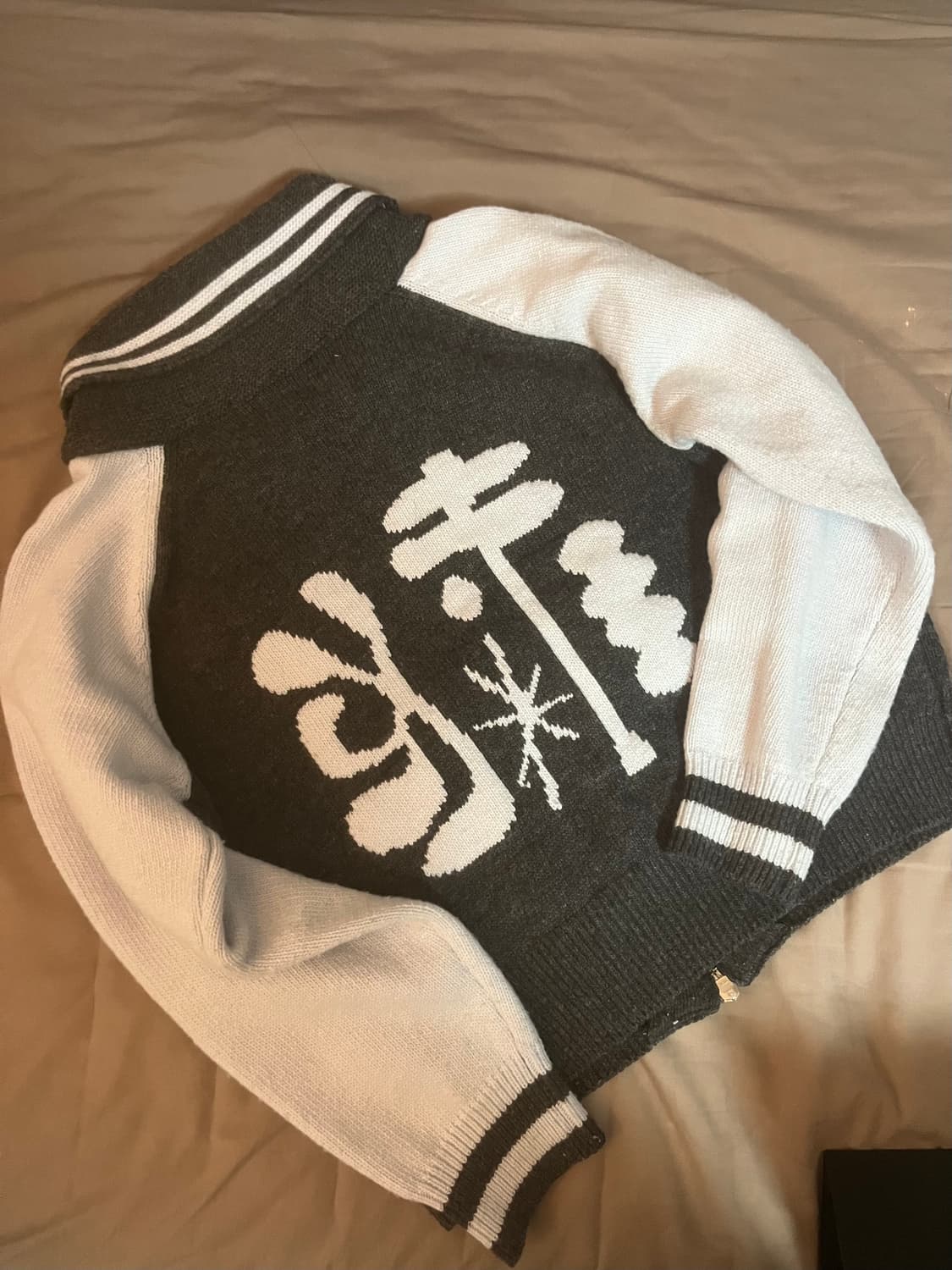 마조네 바시티 니트 상품이미지2