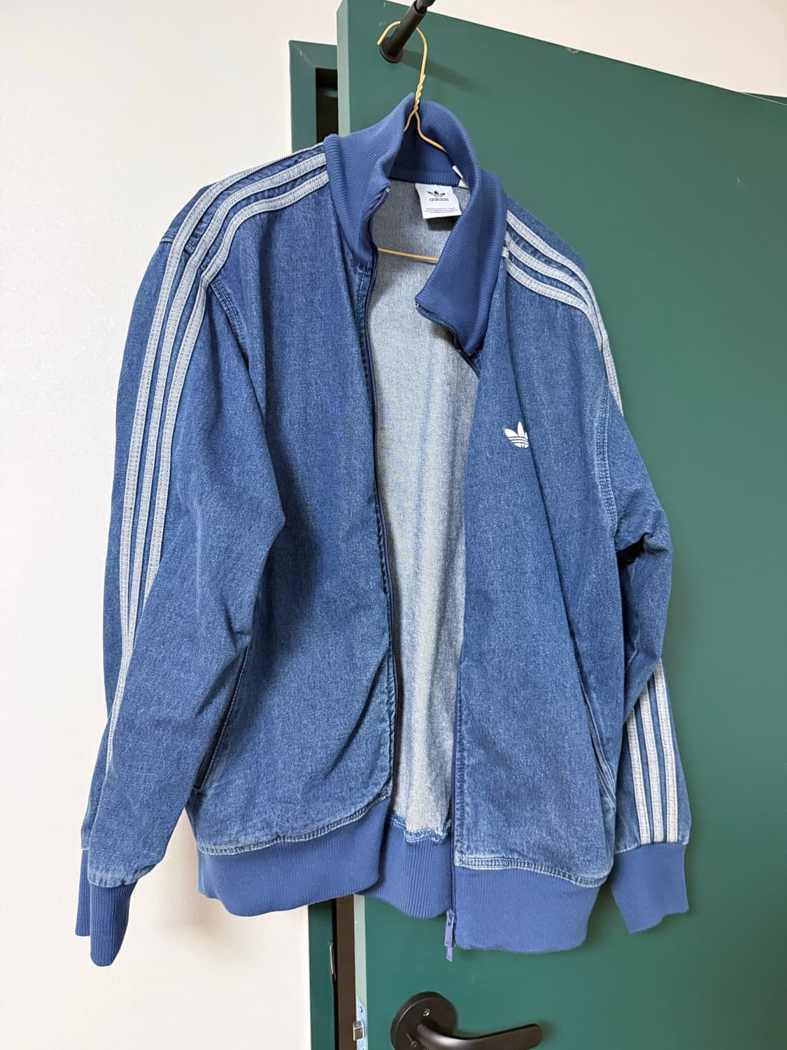 아디다스 아디컬러 데님 파이어버드 트랙탑 상품이미지1