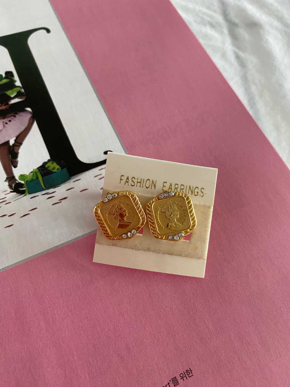 빈티지 스퀘어 골드 귀찌 귀걸이 상품이미지1