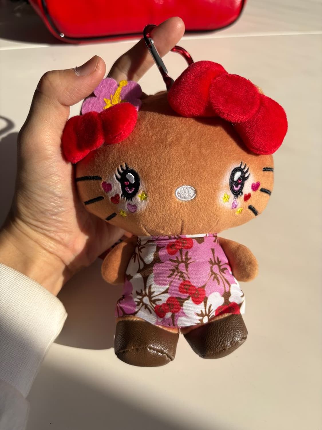 KOGYARU HELLO KITTY POUCH 코갸루 헬로 키티 파우치 상품이미지1