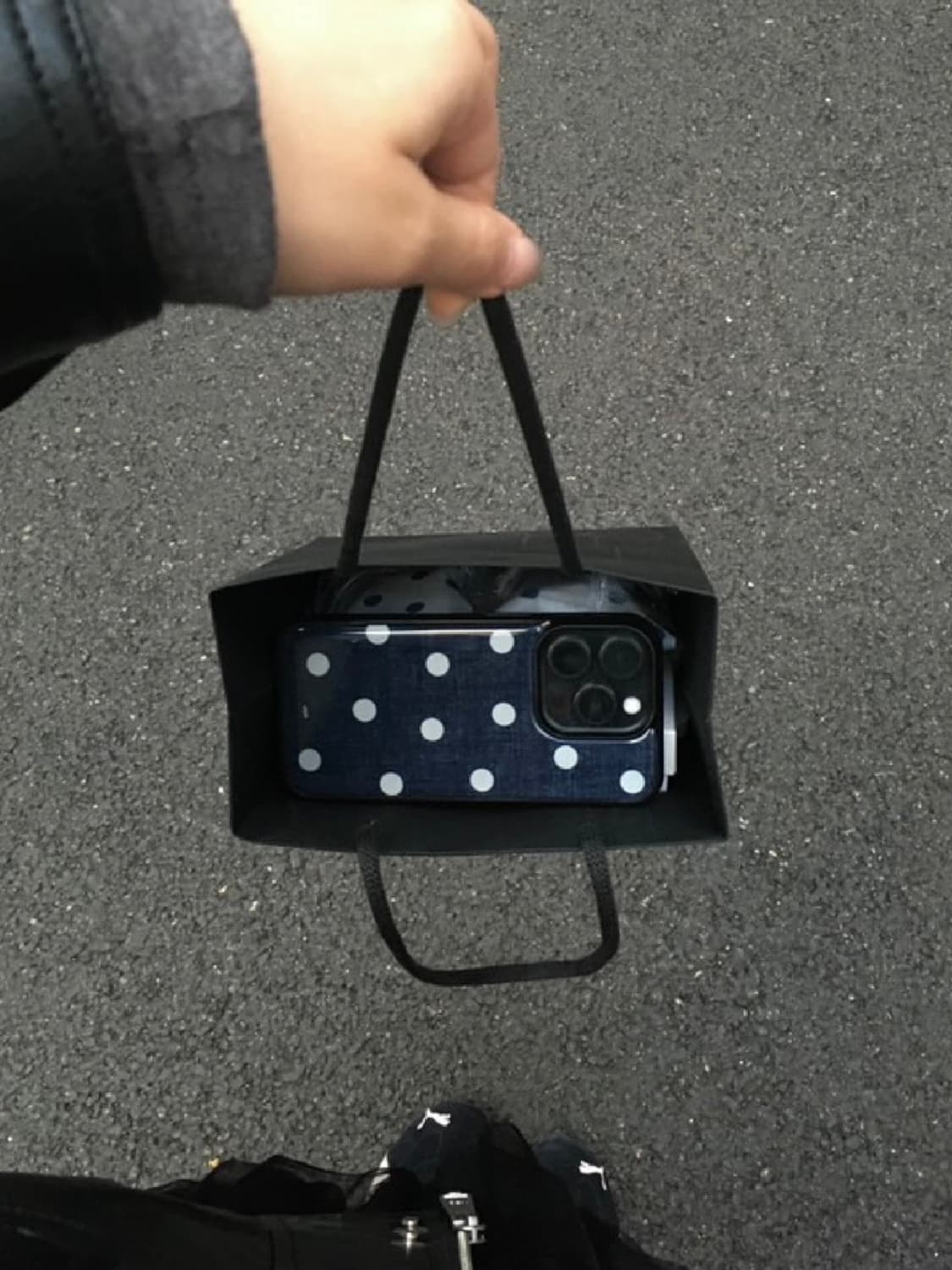 에이티피컬하우스 데님 도트 케이스 아이폰15 프로 상품이미지3