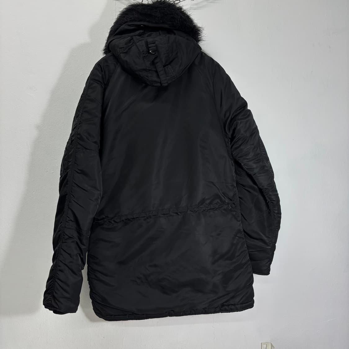 M 알파인더스트리 블랙 N3B 야상점퍼 상품이미지4