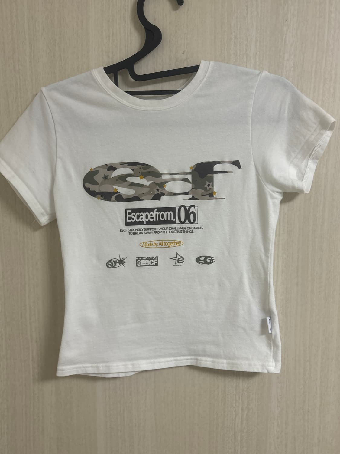 Escapefrom 반팔티 상품이미지2