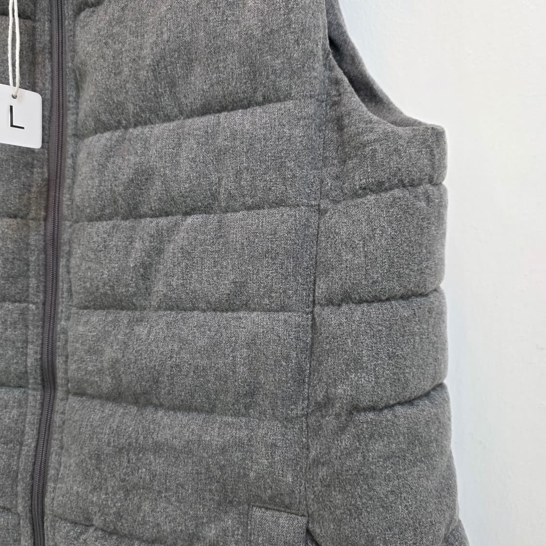 그레이 하이넥 경량 패딩 조끼 베스트 상품이미지5