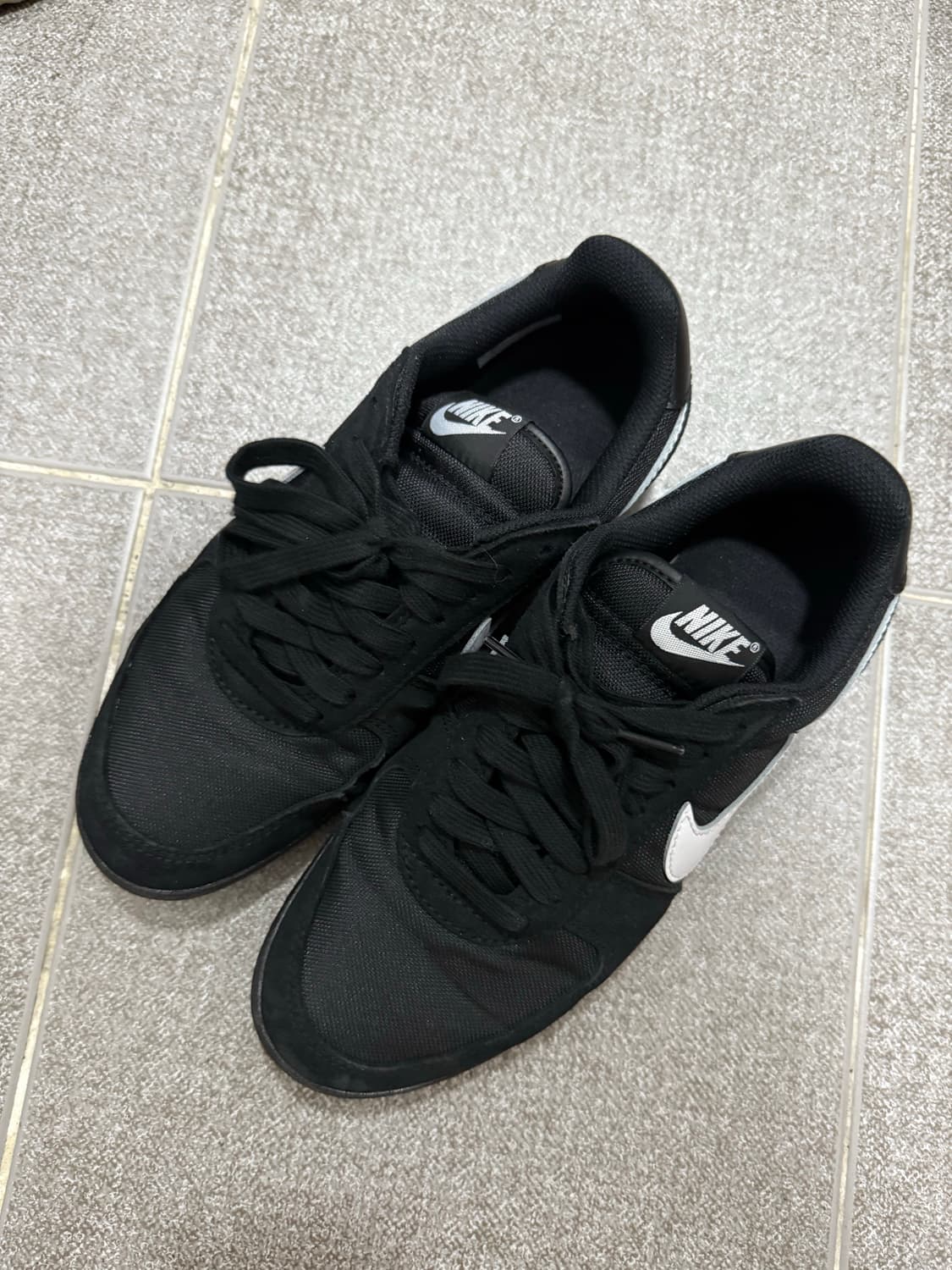 나이키 필드 제너럴 82 블랙/화이트  상품이미지1