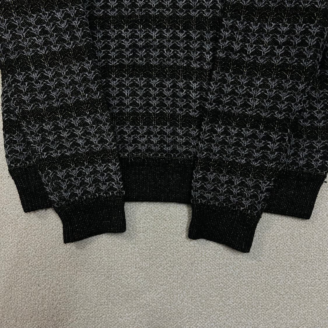 (XL) 솔리드옴므 블랙 패턴 니트 상품이미지4