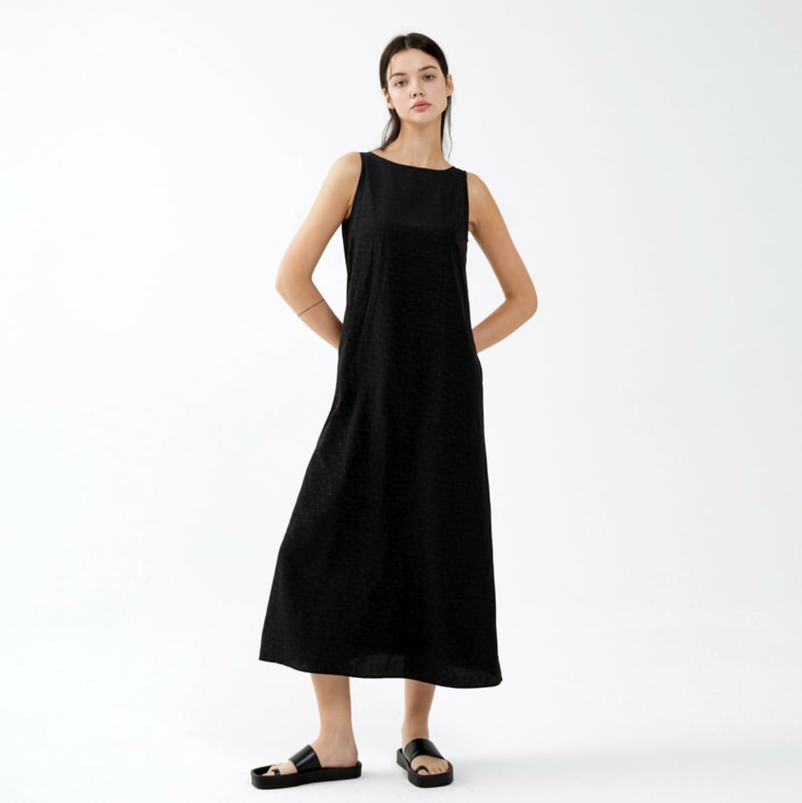 유에르(YUERE) 슬리브리스 롱 원피스 55 새상품 상품이미지1