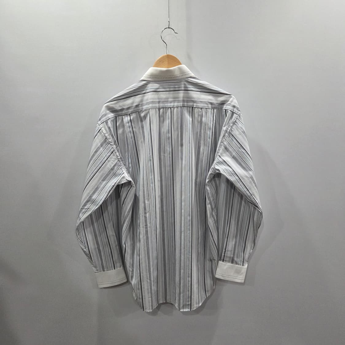 발렌시아가 스트라이프 셔츠 105 상품이미지5
