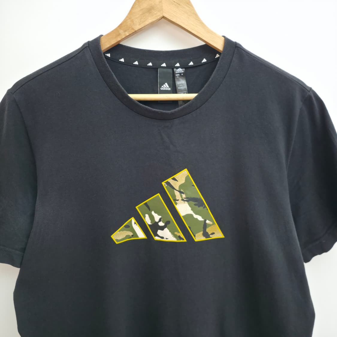 [XL] 아디다스 블랙 카모 반팔티 상품이미지2
