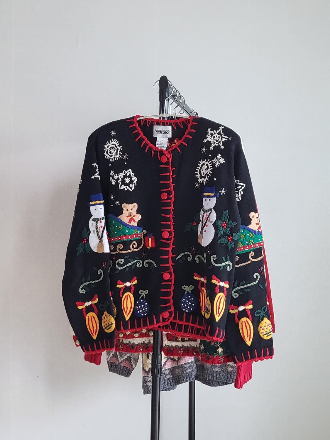 눈사과 썰매 곰돌이 블랙 크리스마스 가디건 ☃️ 상품이미지1
