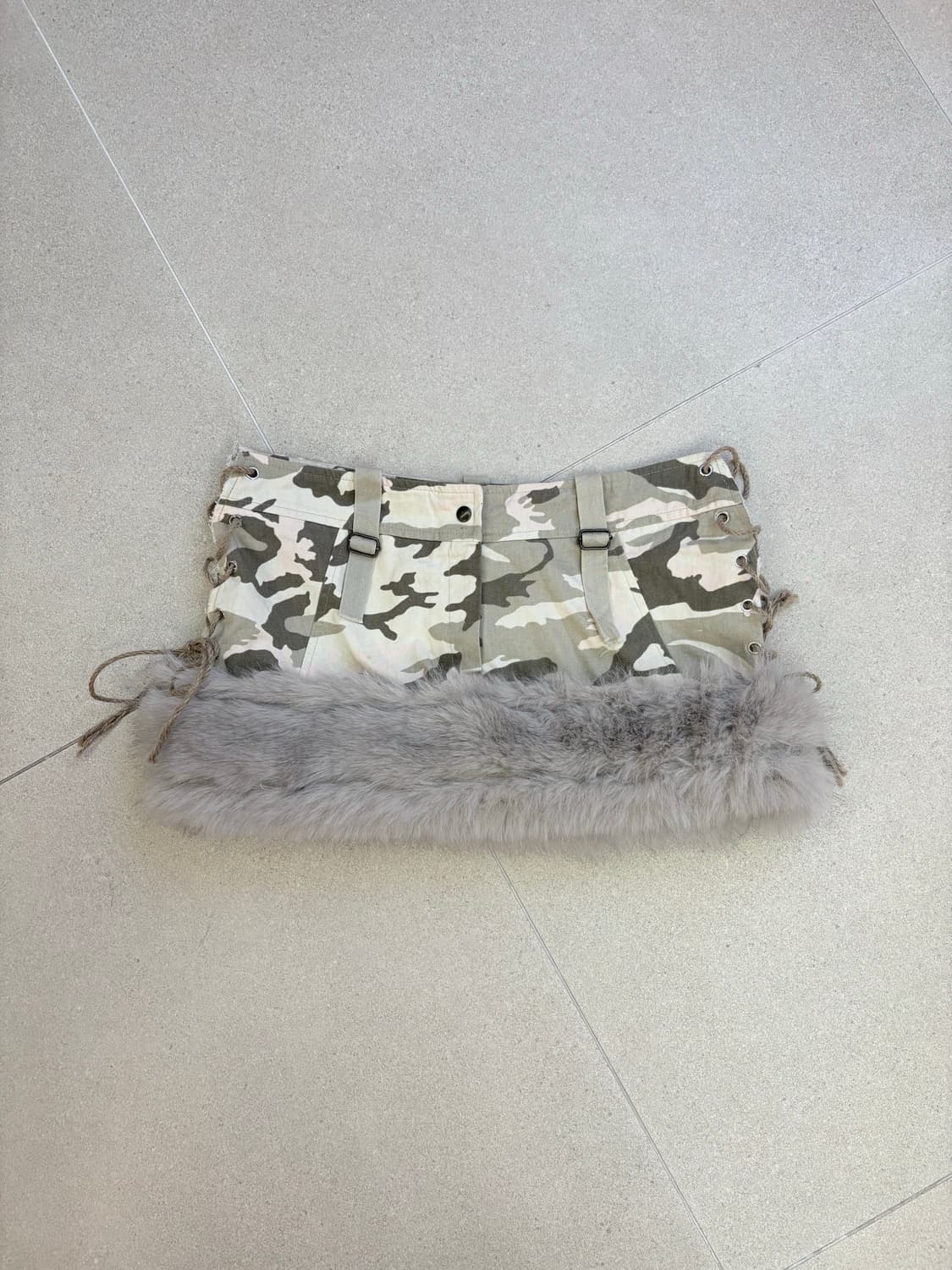 카모 아일렛 커스텀 퍼스커트 상품이미지1