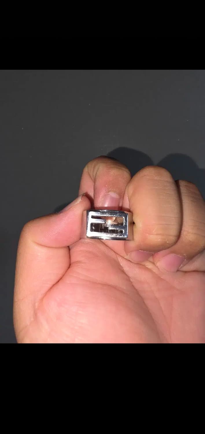 펜디 반지 팝니다. 상품이미지8