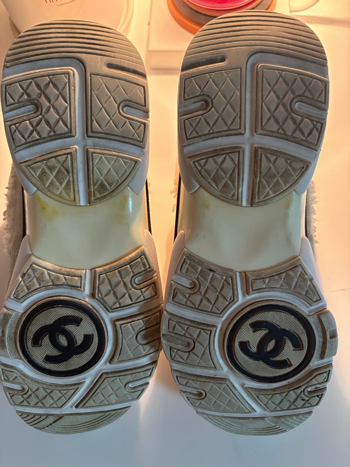 샤넬 트위드 스니커즈 아이보리 색상 37 상품이미지9