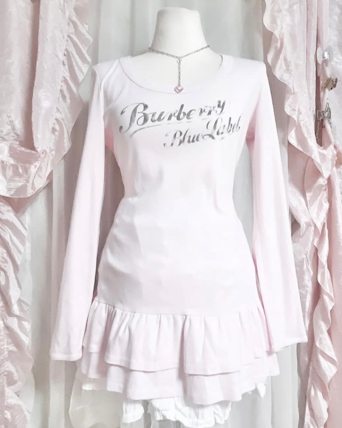 버버리 핑크 프릴 롱슬리브 상품이미지1