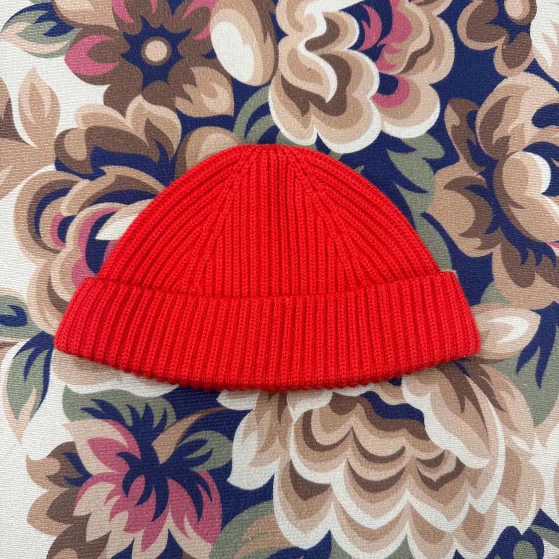 코스 COS 숏비니(주황색) 상품이미지1