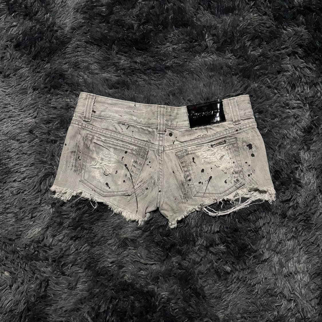 Lip Service 그런지 워싱 마이크로 숏츠 상품이미지3