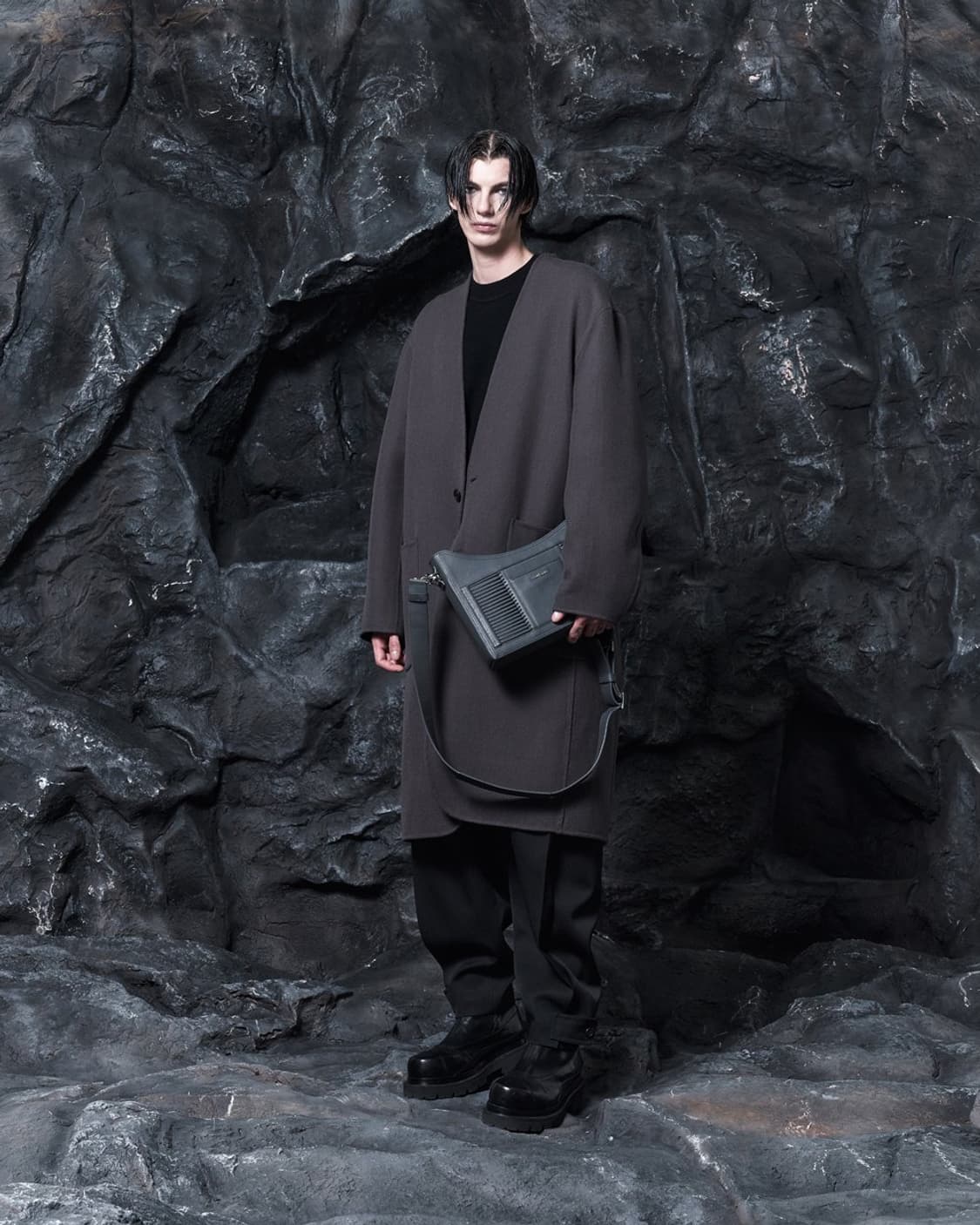 송지오옴므 메타 코트 팝니다 우영미 타임옴므 솔리드옴므 상품이미지2