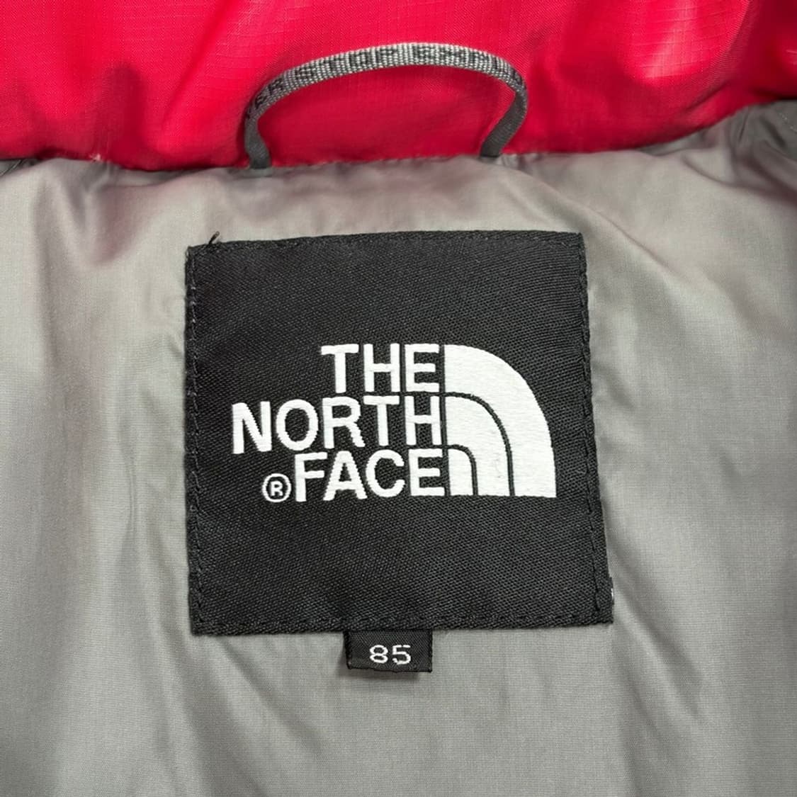 노스페이스 눕시 700 패딩 v1627 상품이미지5