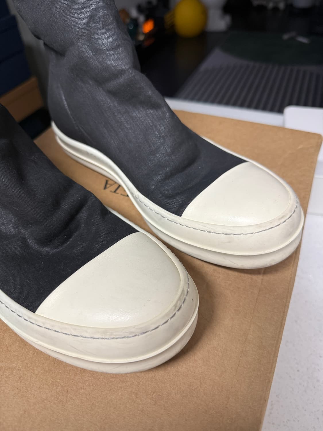 릭오웬스 다크쉐도우 삭스 스니커즈 상품이미지2