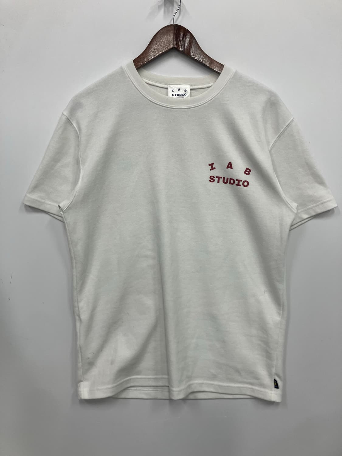 아이앱스튜디오 반팔 티셔츠 상품이미지1