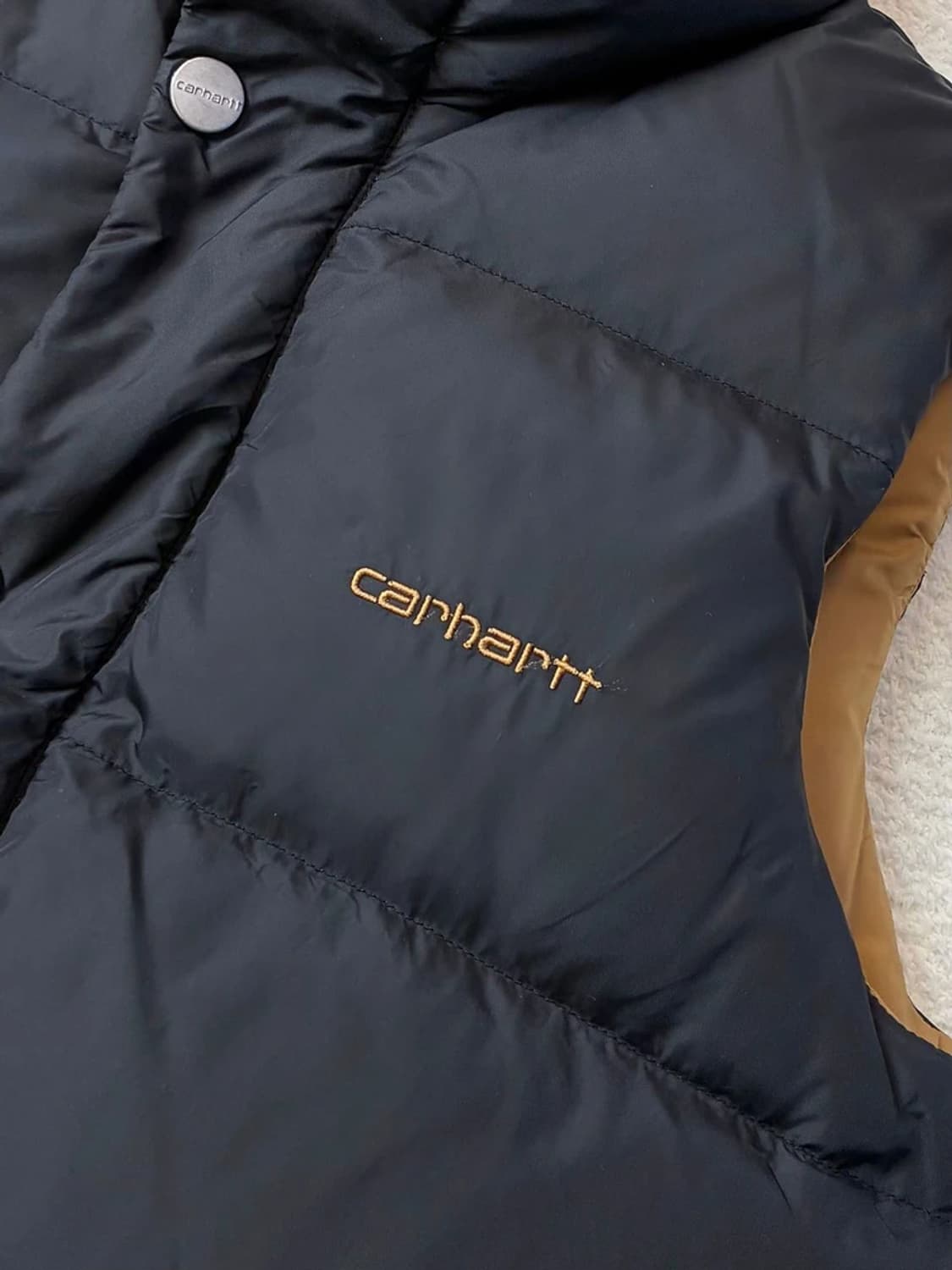 칼하트 WIP 덕다운 패딩 조끼 PN5915    상품이미지4